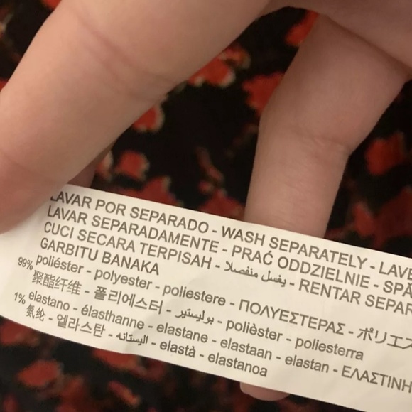 Zara Mini dress High neckline Half sleeve Tiered Ruffle Black Red M Oversized - Picture 12 of 12